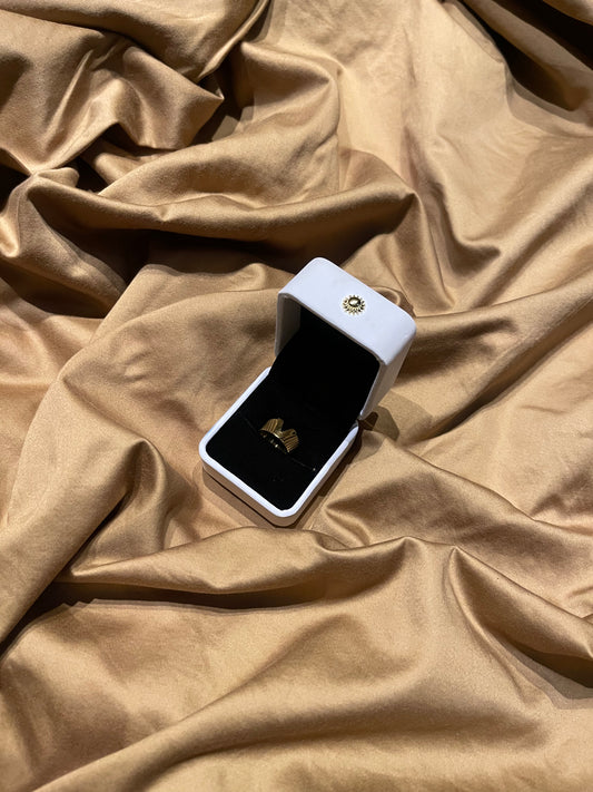 Golden V