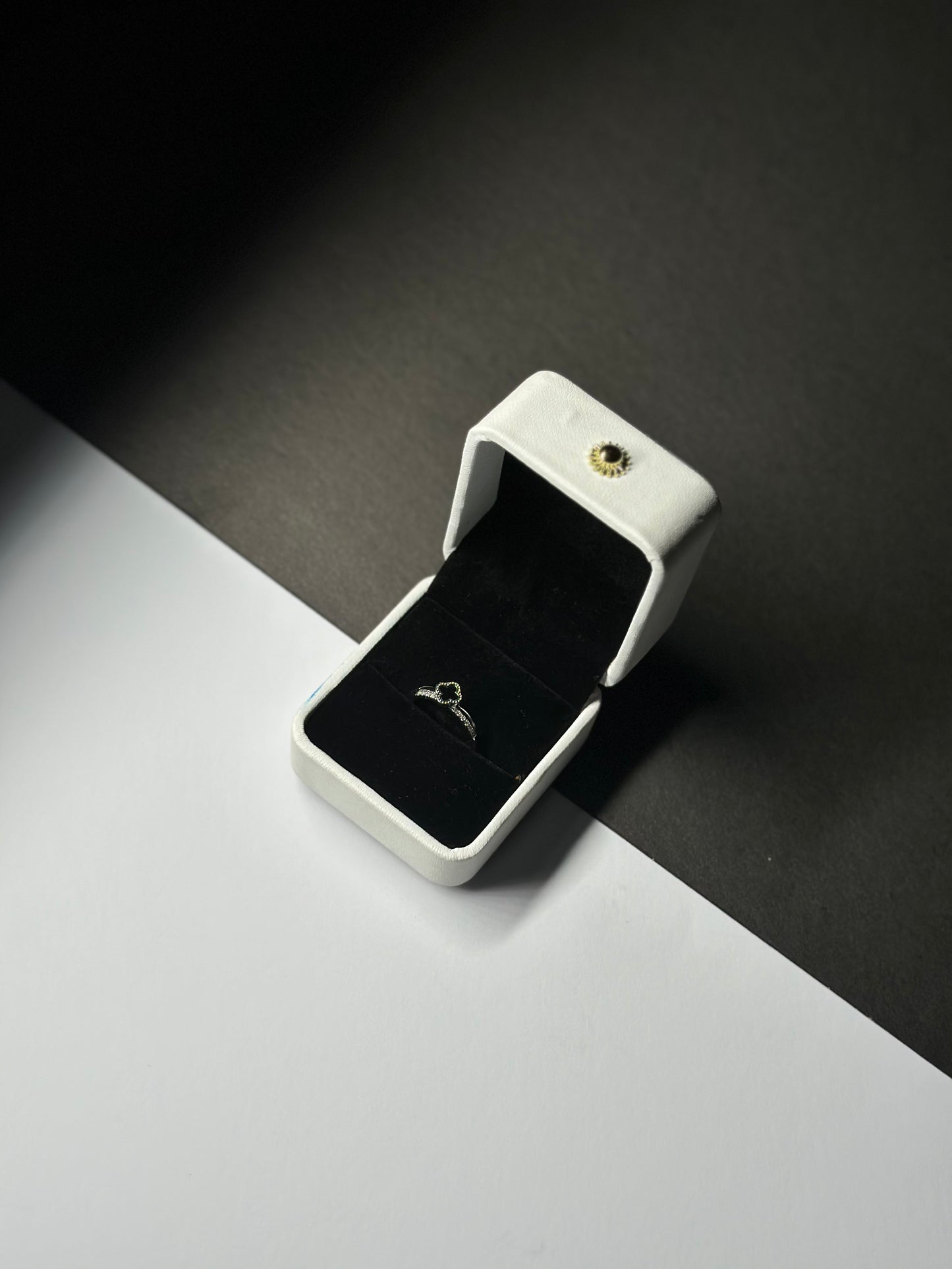 Aura Ring