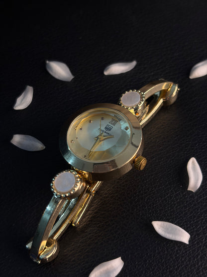 Pearl Royale