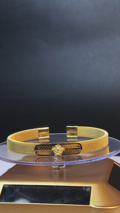 Gold Medusa
